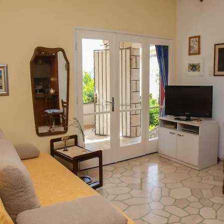 Apartman Nora
