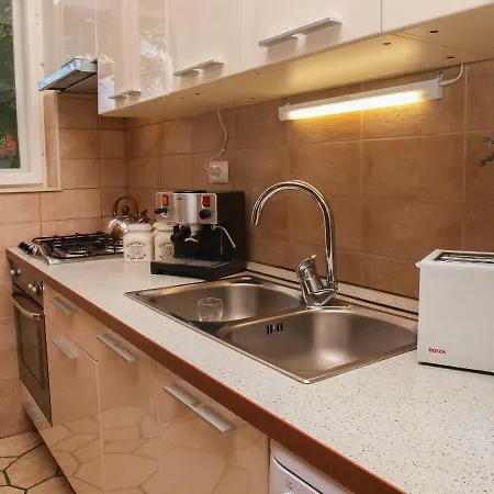 Apartman Nora Apartment *